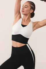 Figure-Flattering Seamless Tops