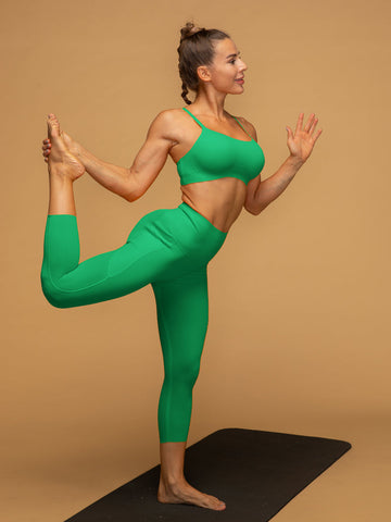 Thin Strap Sport Bra & Cropped Pocketed Leggings Set