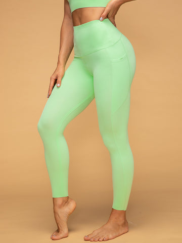 Zero Gravity Mid Waist Soft Pocketed 7/8 Leggings