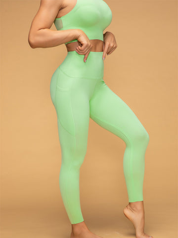 Zero Gravity Mid Waist Soft Pocketed 7/8 Leggings