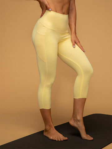 Mid Waist Compressive Cropped Leggings With Pockets
