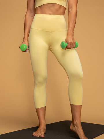 Zero Gravity Mid Waist Cropped Yoga Leggings