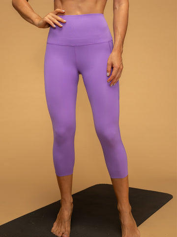 Mid Waist Compressive Cropped Leggings With Pockets