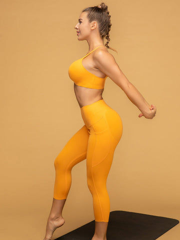 Thin Strap Sport Bra & Cropped Pocketed Leggings Set