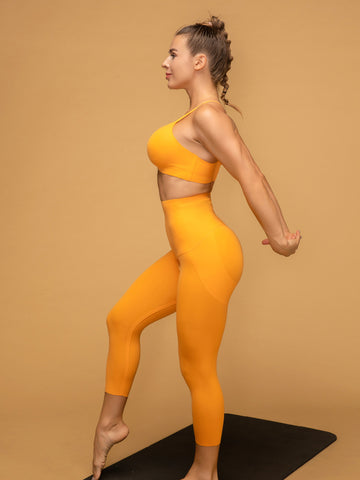 Soft Bra & High Rise Cropped Leggings Workout Sets
