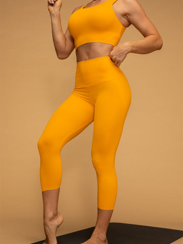 Zero Gravity Mid Waist Cropped Yoga Leggings