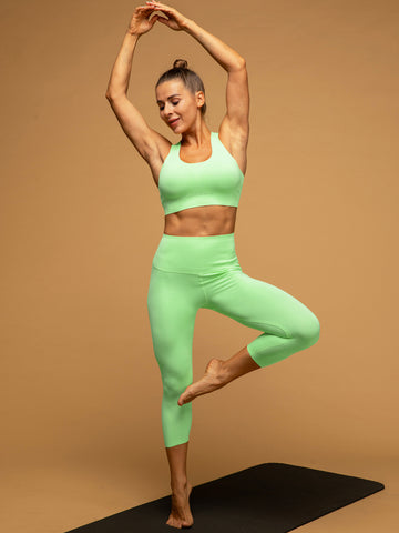 Mid Rise Cropped Leggings Air Vent Crop Top