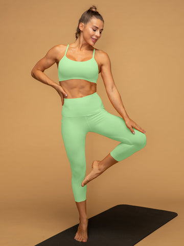 Thin Strap Sport Bra & Cropped Pocketed Leggings Set