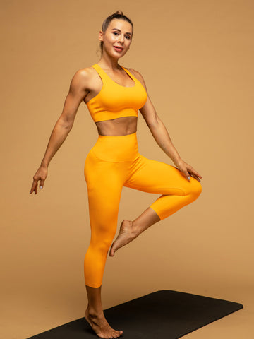Mid Rise Cropped Leggings Air Vent Crop Top