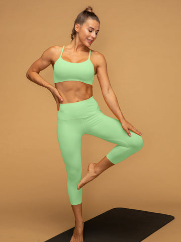 Thin Strap Sport Bra & Cropped Pocketed Leggings Set