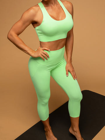 Mid Rise Cropped Leggings Air Vent Crop Top