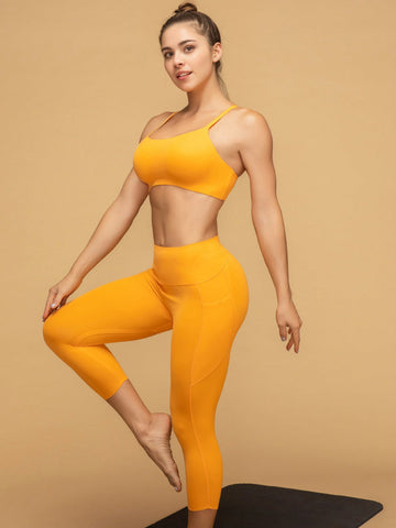 Thin Strap Sport Bra & Cropped Pocketed Leggings Set