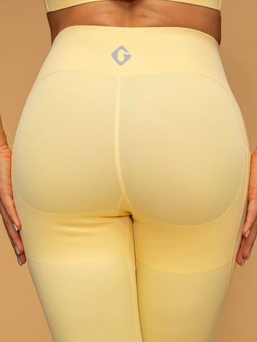 Buttery Soft Mid Rise Pocketed Shorts & Air Vent Top