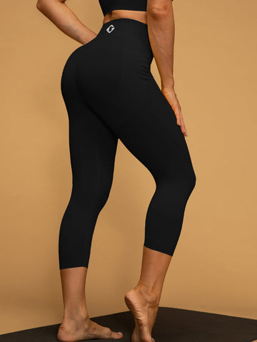 Mid Waist Compressive Cropped Leggings With Pockets