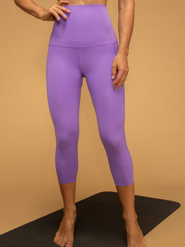 Ultrasculpt High Rise Seamless Pocketed Cropped Leggings